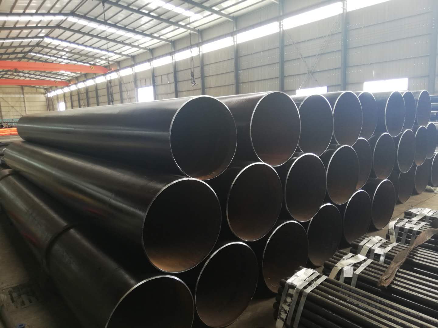 ERW LONGITUDINALLY WELDED PIPE